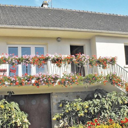 Holiday Home In Montsernelle Lithaire 외부 사진