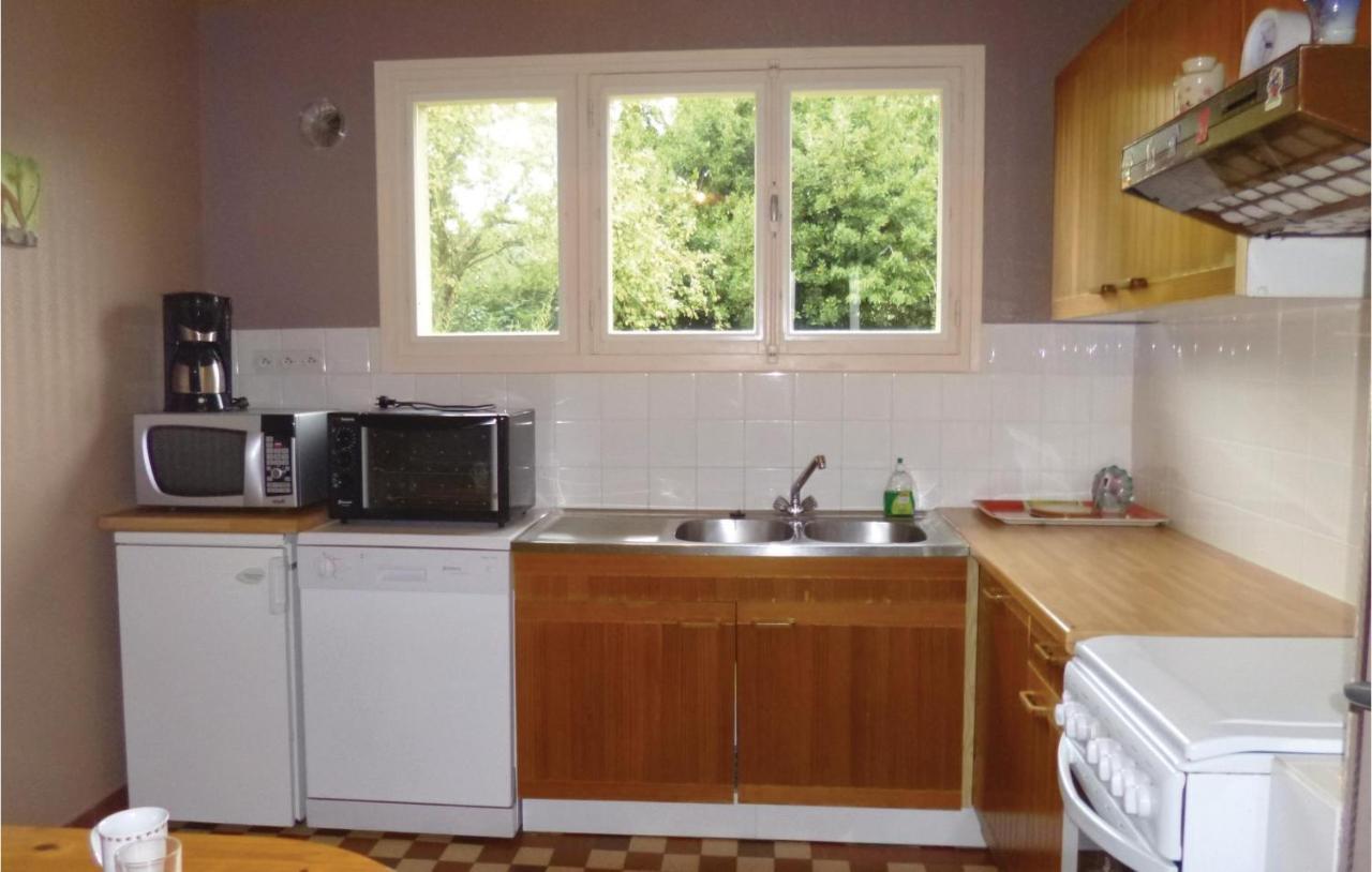 Holiday Home In Montsernelle Lithaire 외부 사진